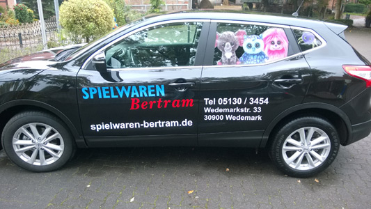 Fahrzeugbeschriftung Spielwaren Bertram 1